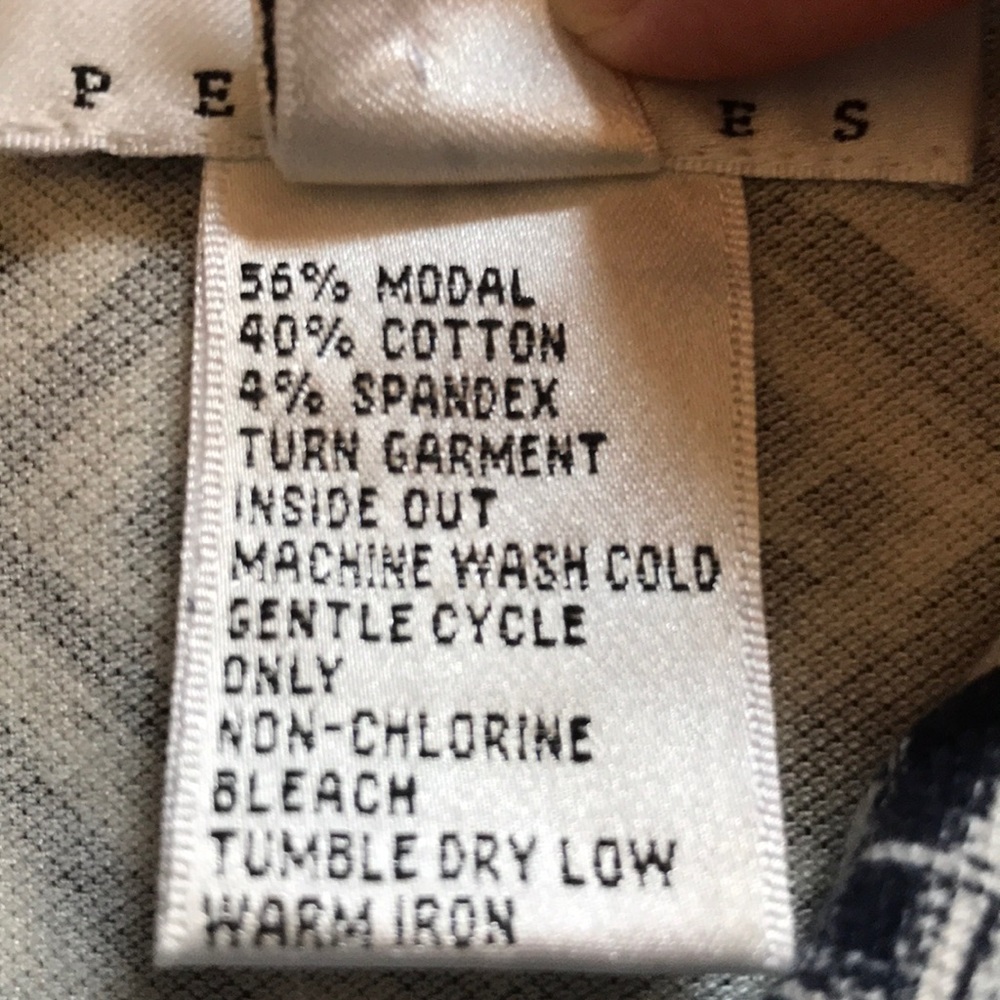 SALE!!  EUC Talbots Pullover - Picture 4 of 5